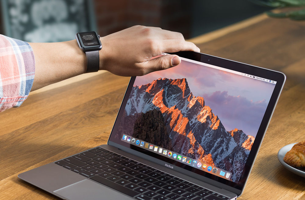 macbook-apple-watch