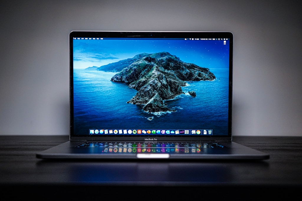 Używany MacBook w 2026 roku — kompletny przewodnik zakupowy. Który model wybrać, na co uważać i ile zapłacić